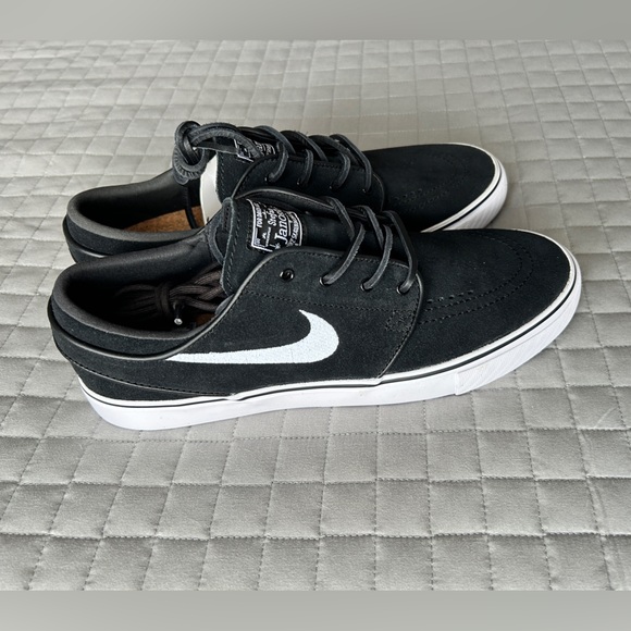 NIB! Nike SB Zoom Janoski OG+ Black & White Skateboarding Shoes - Picture 5 of 10